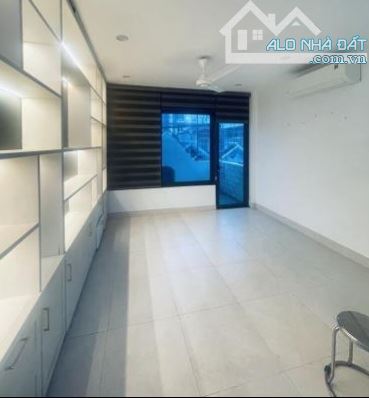 Nhà bán Tây Thăng Long 42m2, 5 tầng, ô tô đỗ cửa, gần trường Đại học - 1