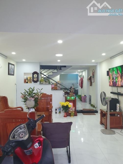 🌹83M2 BÌNH TRỊ ĐÔNG B NGAY NHÀ THỜ PHAOLO CHỈ HƠN 4.8 TỶ.  - có nhà 2 tầng vào ở ngay hẻm - 1