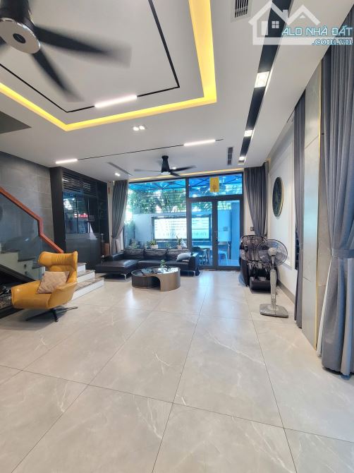 Bán nhà biệt thự 1 trệt 2 lầu KDC Việt Sing p.An Phú Tp.Thuận An chỉ 11ty900 TL M7662 - 1