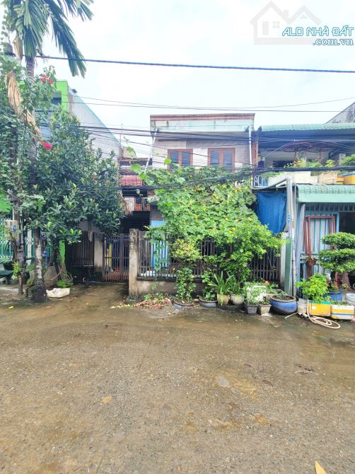 Bán đất tặng nhà 1 trệt 1 lầu gần Làng Đại Học p.Đông Hòa Tp.Dĩ An chỉ 4ty800 TL M7680 - 1