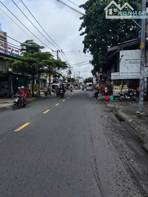 Bán CHDV 4 tầng Bình Trị Đông- Bình Tân 64m2, 9 phòng cho thuê, chỉ hơn 6 tỷ - 1