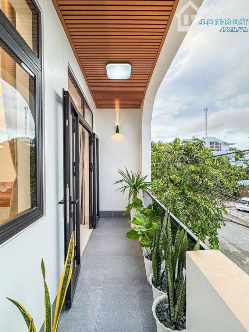 5x16=80m2 DTSD 240m2 Sổ Hồng Hoàn Công Nhà Trệt 2 Lầu KDC Hồng Loan,Cái Răng,TPCT Giá 5Tỷ8 - 12