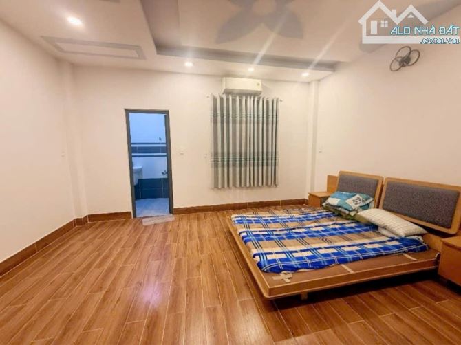 100 MÉT VUÔNG - 5X20 - BÁN NHÀ HẺM 6M THÔNG TÂN KỲ TÂN QUÝ SÁT AEON MALL GIÁ 7,8 TỶ TL - 12
