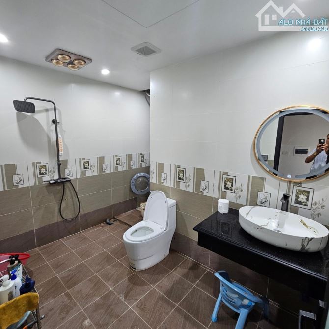 CHUNG CƯ SAPPHIRE 4CHÍNH KINH-DUPLEX223M-5NGỦ-3WC-LÔ GÓC 2 BAN CÔNG-15TỶ - 12