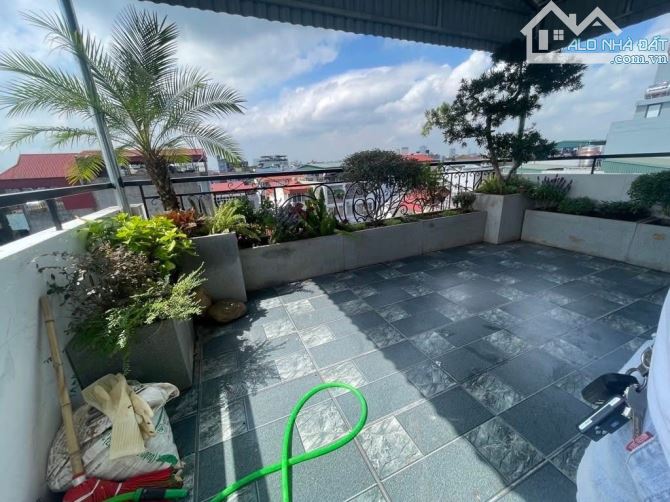 SIÊU PHẨM BỒ ĐỀ – 6 TẦNG THANG MÁY – GARA Ô TÔ – FULL NỘI THẤT 🔥 Diện tích: 45m² – MT: 5m - 13