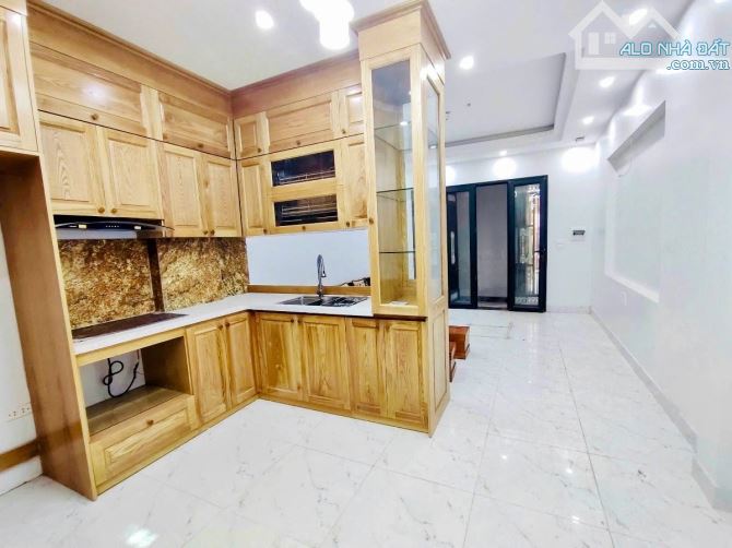 VĂN CHƯƠNG-ĐỐNG ĐA-6 TẦNG THANG MÁY-FULL NỘI THẤT-2 THOÁNG-Ở NGAY- 15M RA Ô TÔ - 9.3 TỶ - 13
