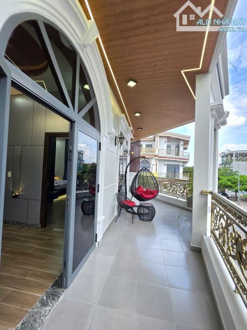 Bán căn góc mới 1T2L, đường D1 KDC Lê Phong Bình Chuẩn 1, full nội thất xịn - 15