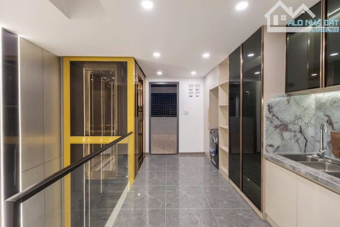 Bán căn nhà FULL NỘI THẤT đường NGUYỄN VĂN KHỐI PHƯỜNG 11 - 16