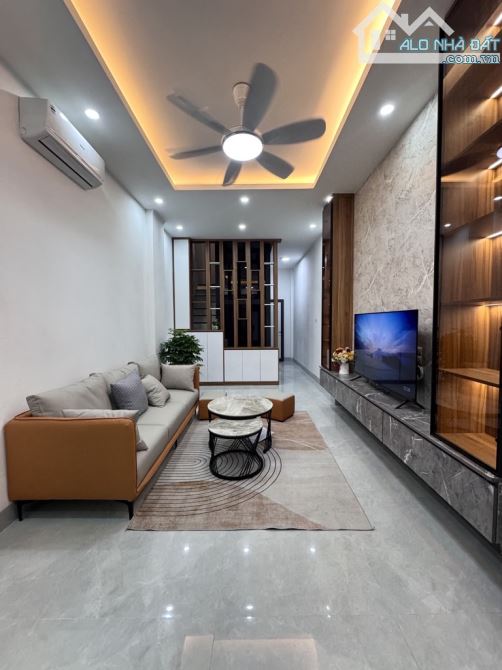 Bán nhà Ngã Tư Phạm Ngọc Thạch - Đông Tác, xây mới 5 tầng thang máy, chào 10 tỷ 3 - 16