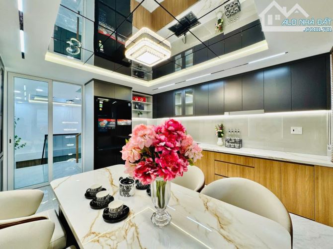 🏠Nhà Hẻm 5m Nguyễn Văn Khối, P11💎4x11m 4 Lầu 4PN 3WC💎Nội Thất Cao Cấp💎8,2 Tỷ - 17