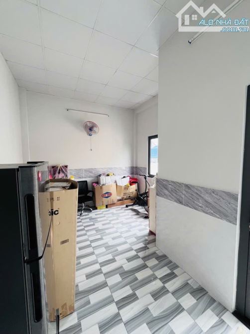 BÁN NHÀ ĐẸP 3 TẦNG 67M2 HẺM 135 TÂN HÒA ĐÔNG PHƯỜNG 14 QUẬN 6 CHỈ 6,3 TỶ TL - 18