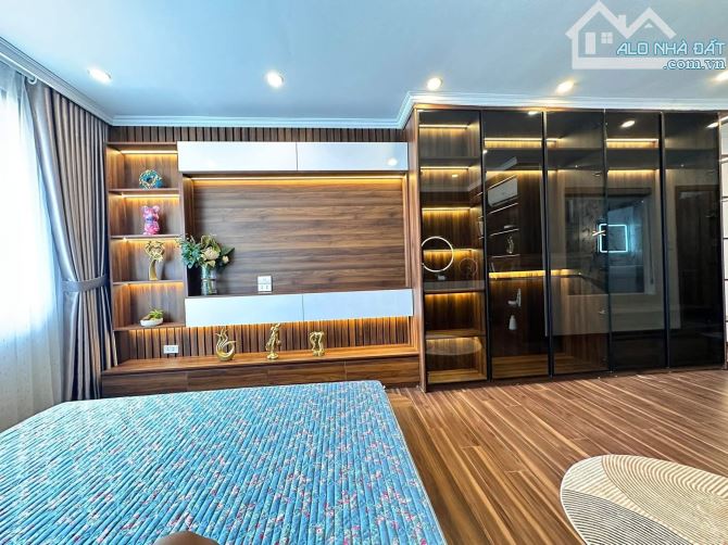 Ngọc Khánh, diện tích  52m.  6tầng. MT 4.6m. Giá 17,5tỷ, Ba Đình - 18