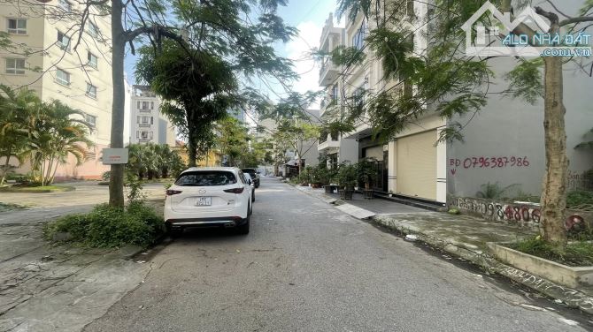 Bán Đất Lê Hồng Phong ngay Lẩu Dê Phượng Chi 60m2(4x15) Đông Nam - 2