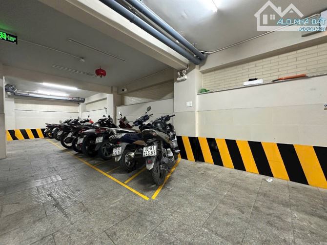 Siêu hiếm! Góc 2MT, hầm 7 tầng thang máy - DT: 6,1x15m, HĐT 110 tr/th, 46 tỷ - 2