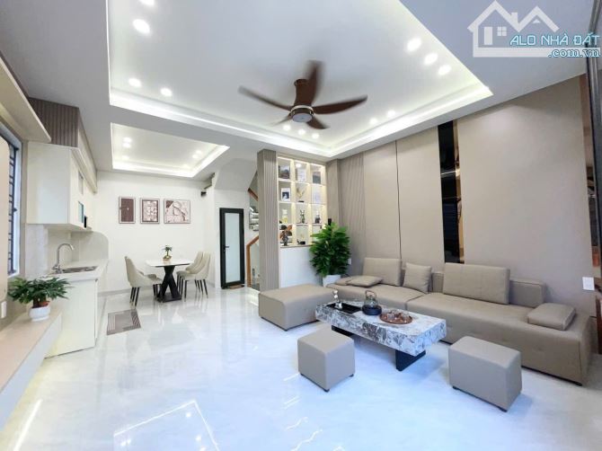 Vạn Phúc – Nhà Đẹp Vị Trí vàng 77m², giá chỉ 10.4 tỷ! - 2