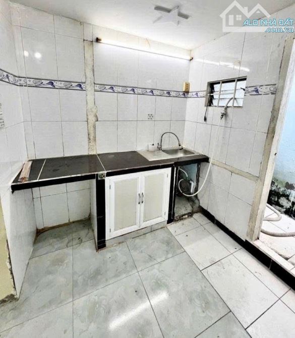 BÁN NHÀ 2 TẦNG – 26m² (3.2x8) – LÊ ĐÌNH CẨN - SÁT KHU VIP TÊN LỬA – CHỈ 990 TRIỆU - 2