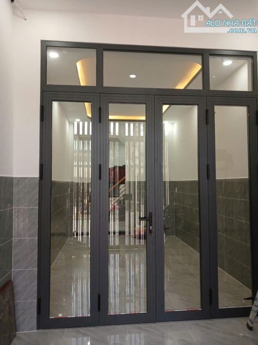 Mặt tiền vừa ở vừa kinh doanh đường Tỉnh Lộ 10, 45 m2, giá 3 tỷ xx - 2