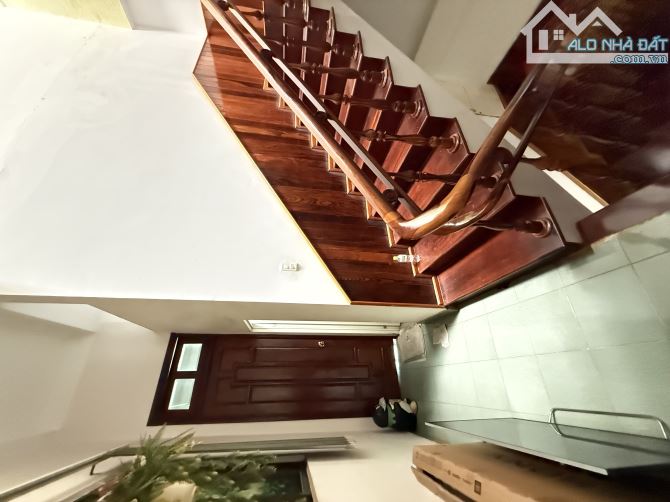 💥💥 BÁN NHÀ 3 Tầng Hoàng Diệu - DTSD: 250m2 - 13,5 Tỷ - 2