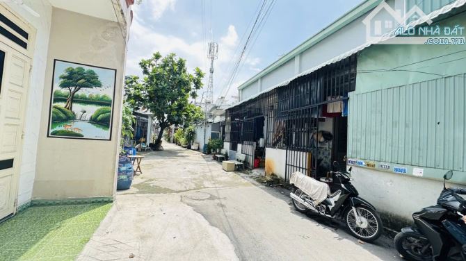 NHÀ Ở NGAY, 173M2 ( 5.2 x33 )- HẺM OTO DĨ AN – CHỈ 4.5 TỶ - 2