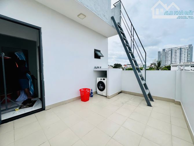 Bán nhà mới + dãy trọ 225m² Trần Thị Cờ Quận 12 TN 10tr/th - giá 15.7 tỷ sổ riêng - 2