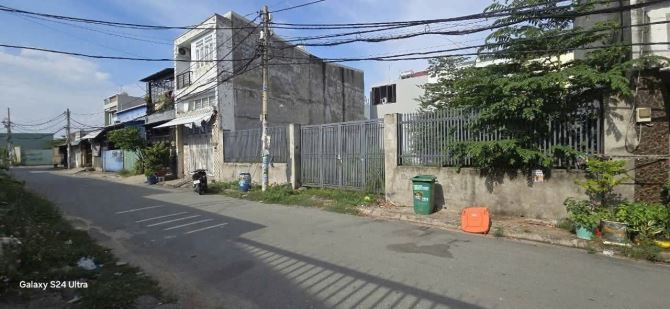 3 nền thổ cư , đường nhựa p Tân Tạo, Bình Tân tổng dt 262m2 giá 12,8 tỷ - 2