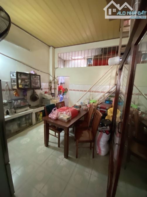 Bán nhà Nguyễn Thị Tần, phường 2, quận 8 - 2