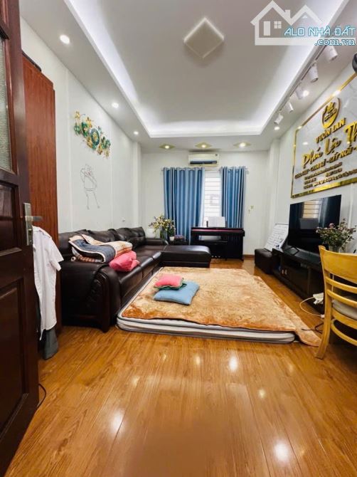 TT CẦU GIẤY NHÀ ĐẸP DÂN XÂY, DT35M 6TẦNG NGÕ THÔNG CÁC NGẢ, GẦN PHỐ Ô TÔ TRÁNH, ĐỖ GẦN NHÀ - 2
