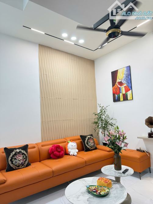 BÁN CĂN NGAY TRUNG TÂM GẦN ĐẠI LỘ VÕ NGUYÊN GIÁP !!! 📐 Diện tích: 4m x 15.4m 🌟 - 2