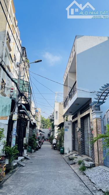 Bán Nhà Đẹp Hẻm Ô Tô Hương Lộ 2 Bình Tân, 64m2, Sổ A4 - 4.5 Tỷ TL - 2
