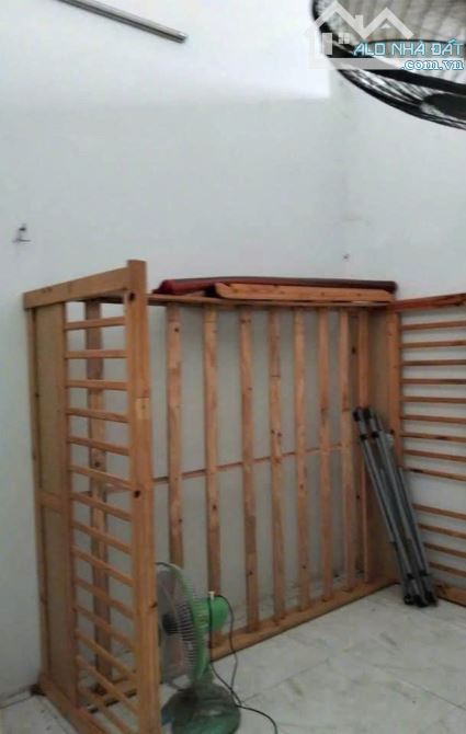 Bán nhà nằm 1 sẹc của Phan Văn Hớn-xã  Xuân Thới Thượng - Huyện Hóc Môn. DT100m2, giá 950t - 2