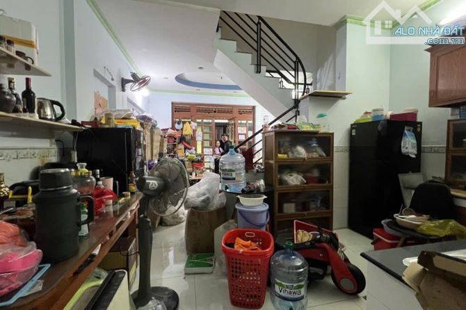Bán nhà hẻm xe hơi, Lâm Thị Hố, Quận 12, 45 m² (4.5m x 10m), 2 phòng - Giá 4.6 tỷ TL - 2