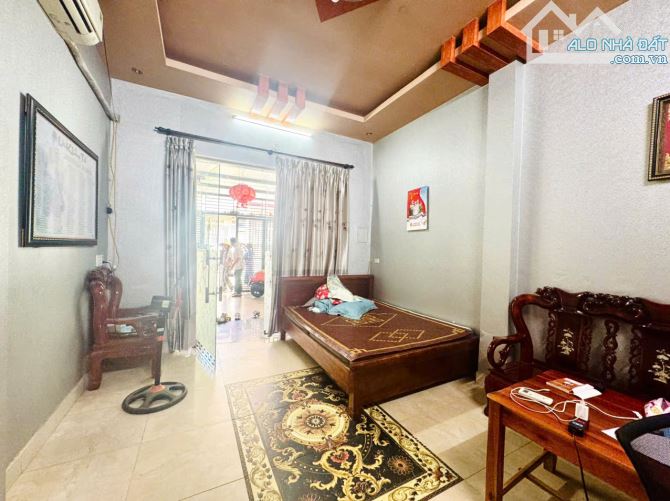 🌟Bán Nhanh Căn Nhà TT Phường Đông Vệ,DT 90m2 ,Đường Ô Tô Thông Mà Giá Chỉ Nhỉnh 2 Tỷ - 2