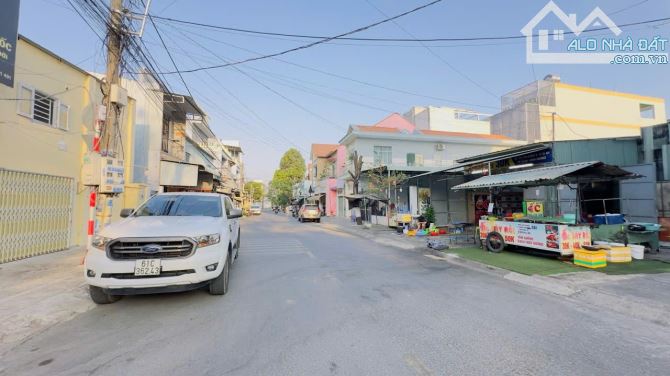 Nhà mặt tiền kinh doanh khu BigC GO, phường Đông Hoà, Tp. Dĩ An. - 2