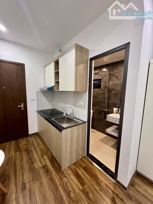 BÁN TÒA CCMN NGUYỄN XIỂN 75M2 7 TẦNG 23PKK DÒNG TIỀN 1.2 TỶ/NĂM GIÁ 16 TỶ - 2
