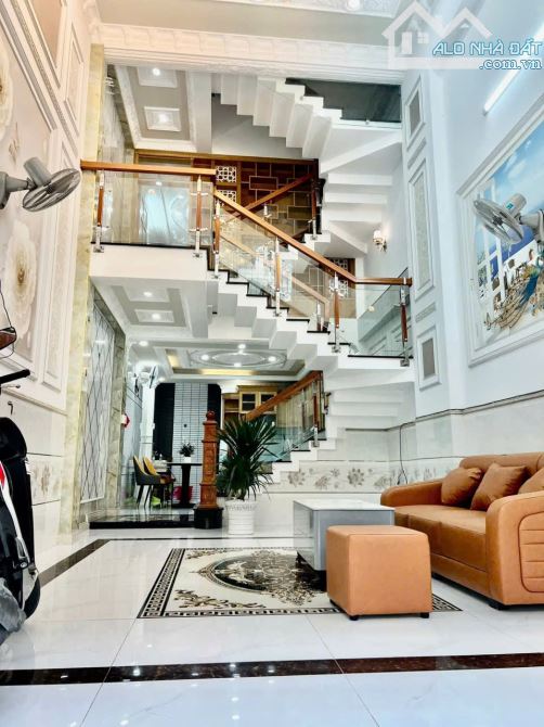 Nhà sang trọng đẳng cấp 1 trệt 1 lửng 3 lầu đường 7m trương thị hoa siêu thị metro quận 12 - 2