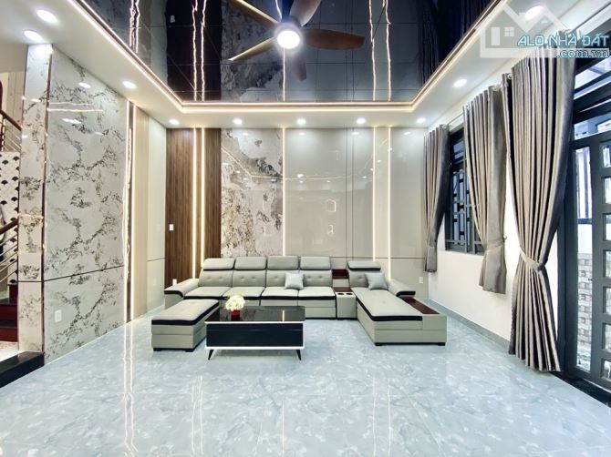 Bán nhà hẻm ô tô Phan Huy Ích, Phường 12, Gò Vấp, 54m², 4 tầng, 7.68 tỷ - 2
