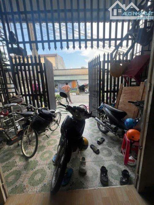 cần tiền nên bán căn nhà ở Tân Hiệp, Hóc Môn, 92m2 giá chỉ 920triệu, sổ hồng sẵn. - 2