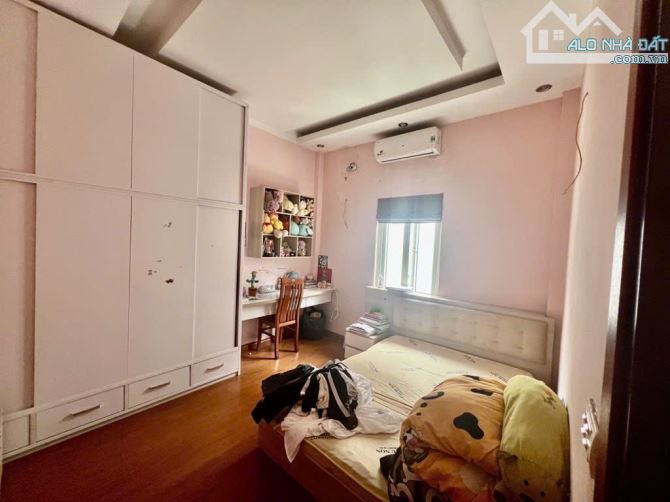 Bán nhà Khương Đình, 53m, oto đỗ cửa, 4 tầng dân xây mới, 13.69 tỷ. - 2