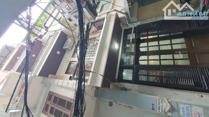 Nhà Trần Quốc Vượng Cầu Giấy 5 tầng 30m2 ngõ thông, rộng nhỉnh 7 tỷ - 2