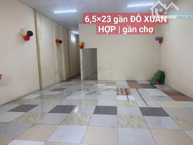 Mặt Bằng sát Đỗ Xuân Hợp, Vỉa hè rộng, gần chợ. 6,5mx25 - 2
