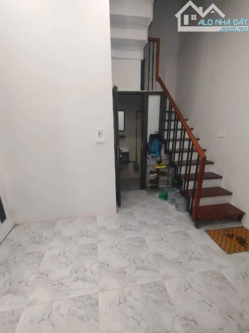 HÀNG HIẾM-TT NỘI ĐÔ-VÀI BƯỚC RA PHỐ-KIM HOA, ĐỐNG ĐA-18/25M2 TẦNG 2, 4 TẦNG-5.15 TỶ - 2