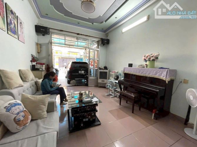 NGUYỄN THỊ THẬP, DT 70M2, NHÀ ĐẸP 3 TẦNG KIÊNG CỐ, GẦN  LOTTE. NHỈNH 7 TỈ - 2