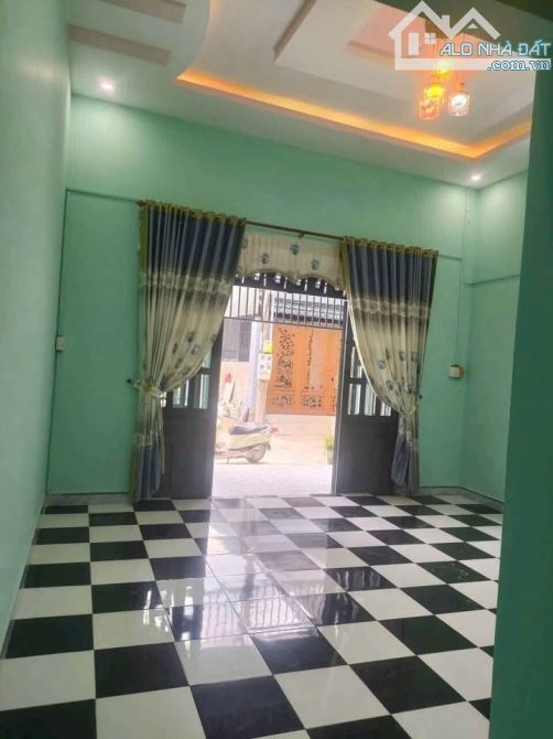 SOS ! Đang thủng vốn - Cần bán gấp căn nhà cấp 4 ở Đ. Tân Hiệp 18 (94m2) SHR giá Chỉ 965tr - 2