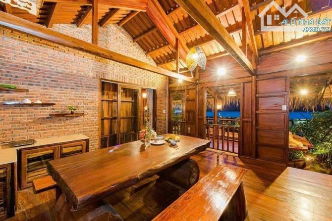 Villa Lô Góc 200m2 Phong Cách MỘC, Dòng Tiền Làng Chài 5PN cách biển 300m - 2