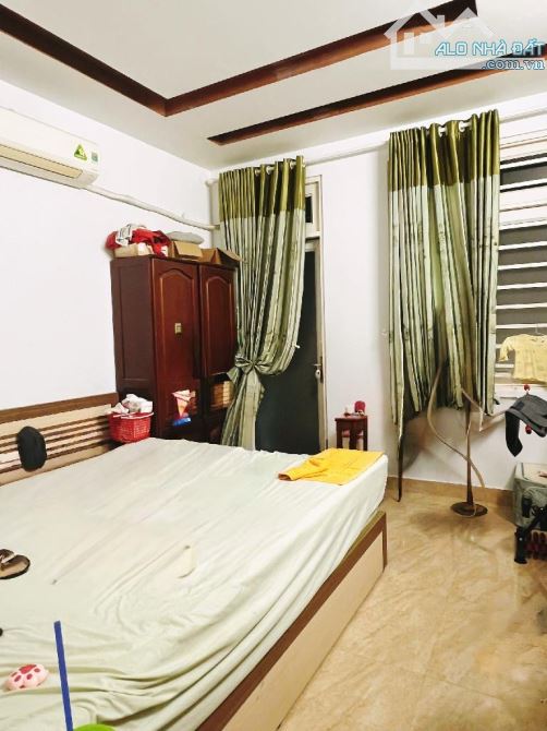 ĐỐI DIỆN TRƯỜNG ĐH CÔNG THƯƠNG_SÁT MẶT TIỀN _3 TẦNG_DT 44M2_LÊ TRỌNG TẤN _TÂN PHÚ - 2