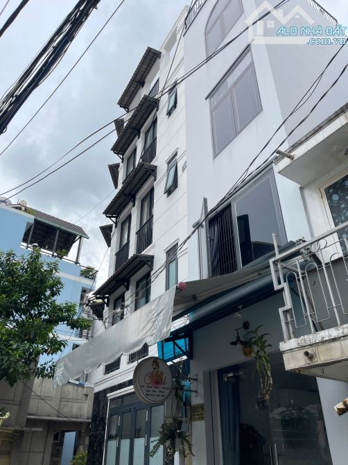 HXH - HOÀNG HOA THÁM - 5 TẦNG - 74m2 - NGANG 8M - LÔ GÓC-DT 500TR/Năm - CHỈ 11.2 T - 2