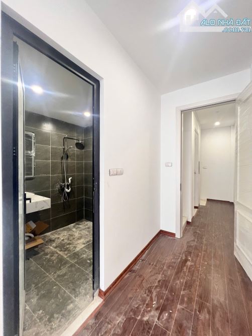 BÁN NHÀ NGÕ 152 HÀO NAM, 7 TẦNG THANG MÁY, XÂY MỚI, Ô TÔ ĐỖ CỬA 50m2 MT 3,8m 21,9 tỷ. - 2