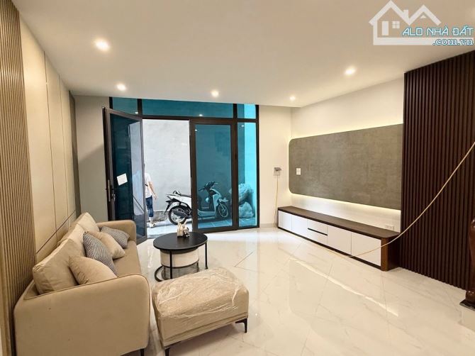 CỰC HIẾM - BÁN NHÀ PHÚC ĐỒNG NỘI THẤT ĐẦY ĐỦ - 2
