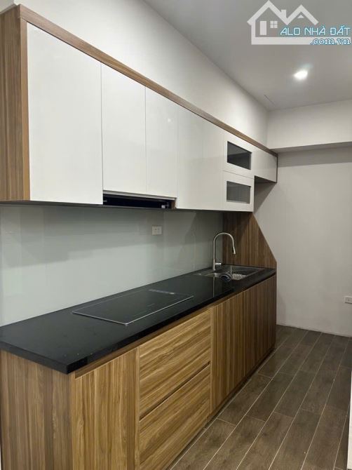 BÁN NHÀ PHỐ TAM TRINH 43M2 4 TẦNG MT 5.2M, GIÁ 10.9 TỶ. KINH DOANH TUYỆT VỜI - 2