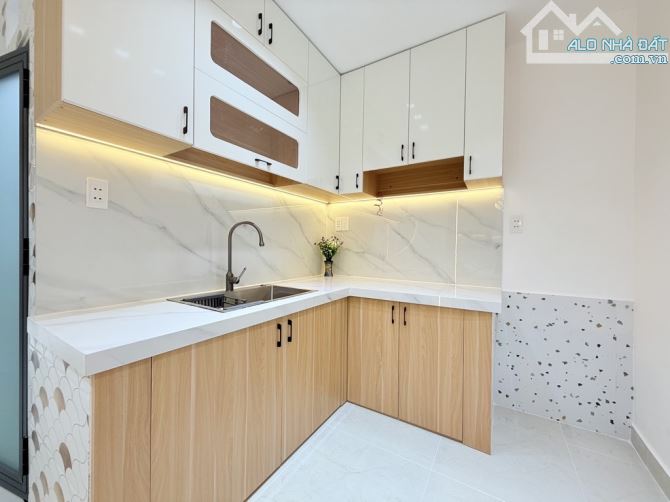 🔥SIÊU PHẨM KHU ẨM THỰC VẠN KIẾP🔥 - 🍀30M2 🍀- HẺM XE HƠI - FULL NỘI THẤT - 🌸CHỈ 5.5 TỶ - 2
